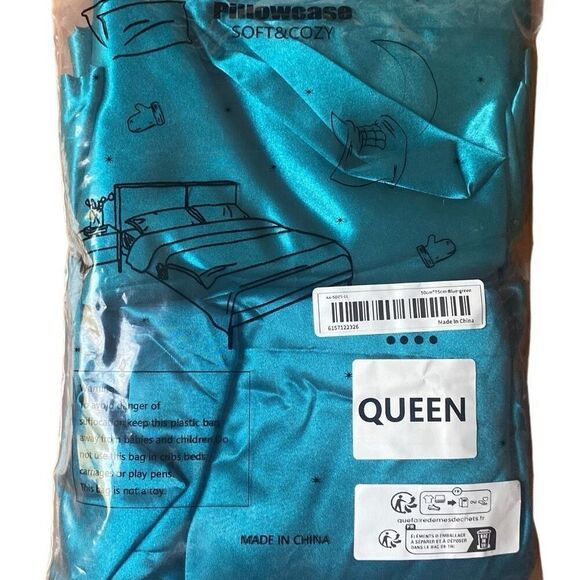 Bundle of 4 Teal Satin Polyester pillowcases NEW - Picture 5 of 5